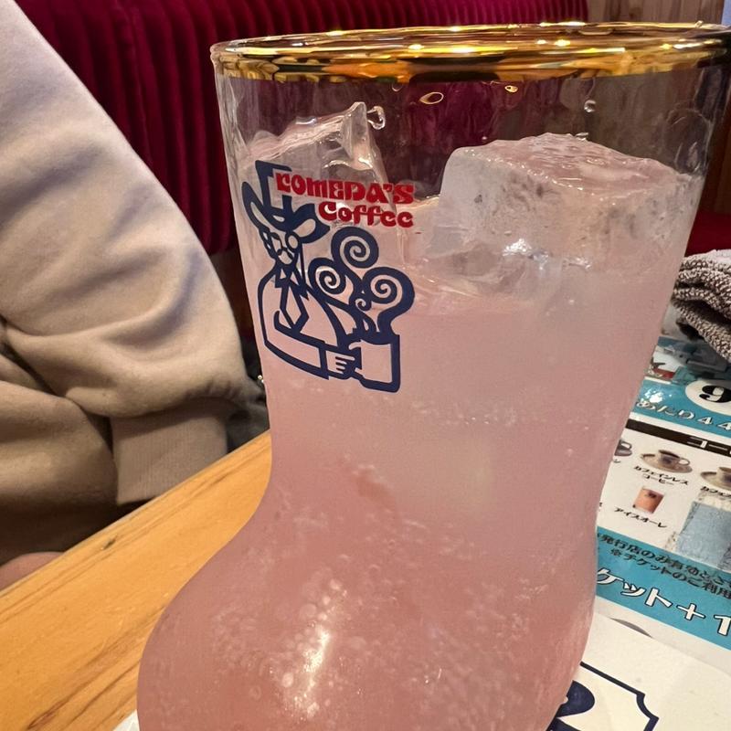 桜薫る　おぱんちゅうさぎのクリームソーダ クリーム抜き(コメダ珈琲店 大分明野店)