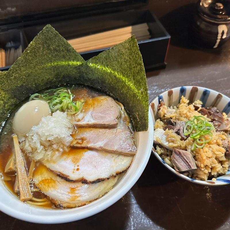 チャーシューメン煮卵付(中華そば 弥栄)