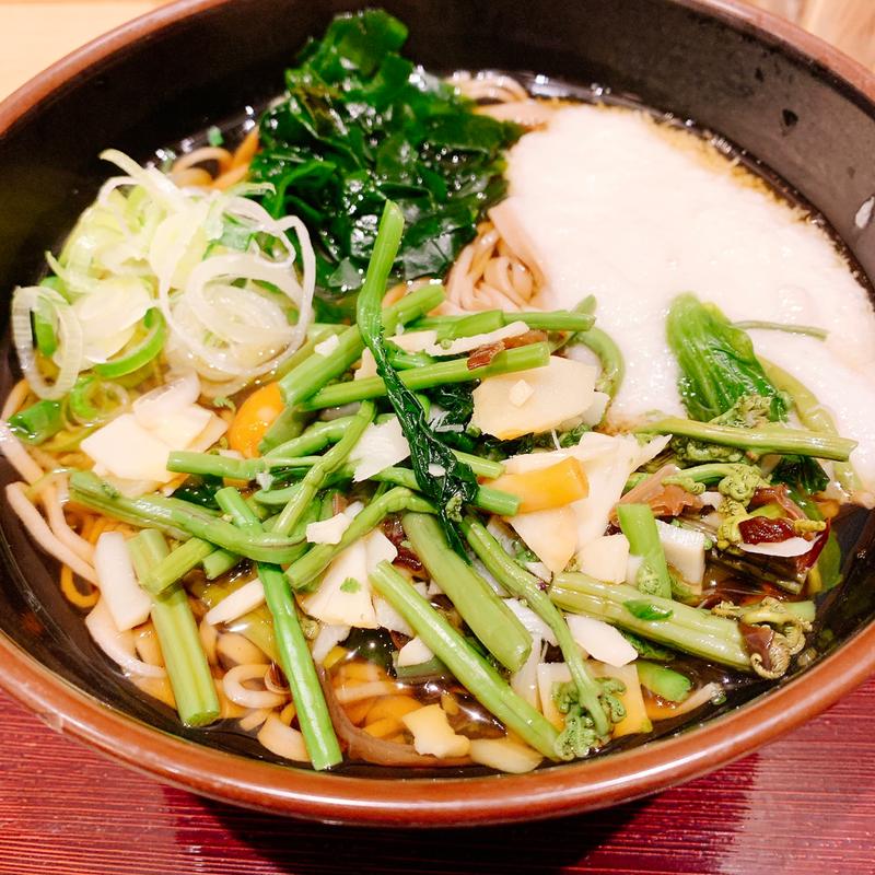 山菜蕎麦(+とろろトッピング)(やなぎ庵)