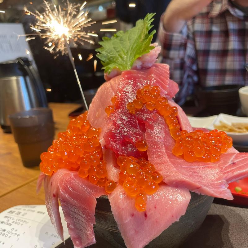 マグロづくしのチョモランマ(まぐろ相馬水産 銀座店)