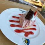 あまおういちごのモンブランケーキ