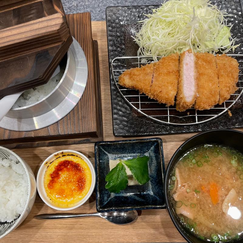 特選ロースかつ定食 120g(レアかつと炊き立て釜炊きごはん さく)