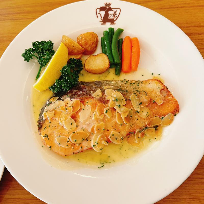 サーモンムニエル(ランチョン )