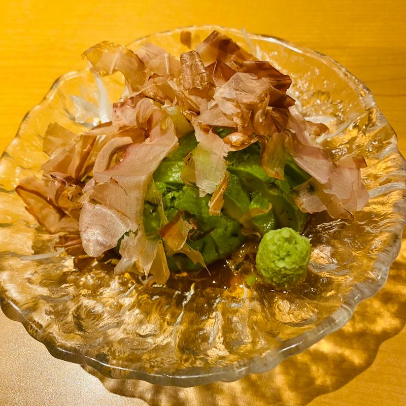 新玉ねぎとアボガドのサラダ　ハーフサイズ(そば一仁)