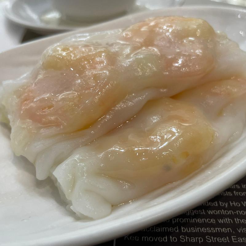 Rice Noodle Rolls filled with Shrimp(Ho Hung Kee (1946) Congee & Noodle Shop)