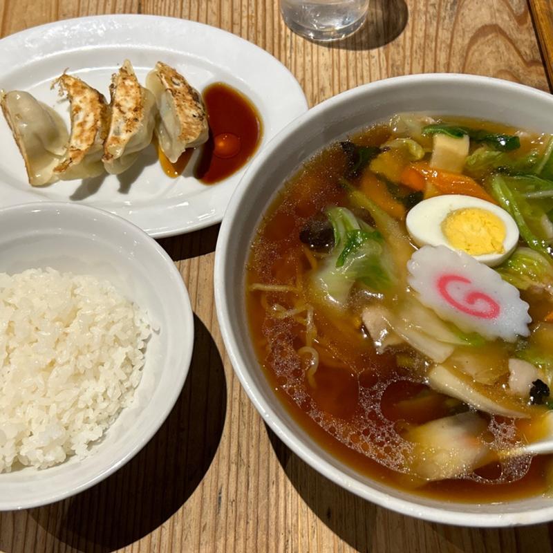 五目ラーメンセット(ラーメン餃子館 小次郎 歌舞伎町店)
