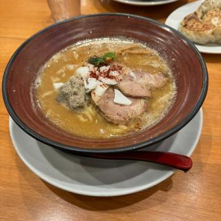 濃厚煮干味噌ラーメン(麺屋 Aishin 河渡本店)