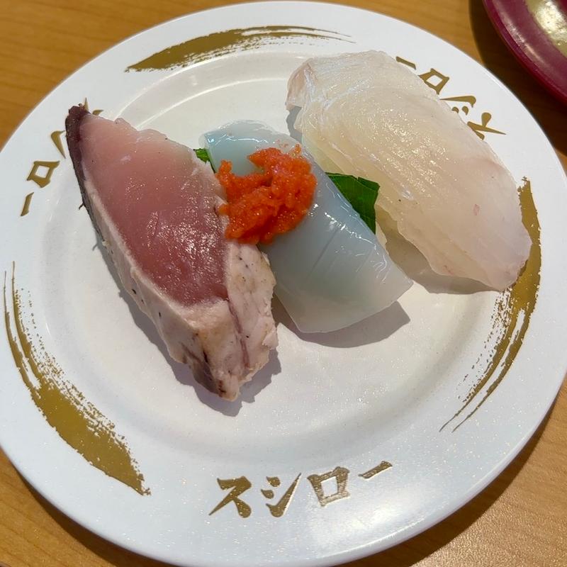 九州うまかもん3貫(羽がつお、剣先いか明太のせ、活〆ひらめ)(スシロー 八千代高津店)