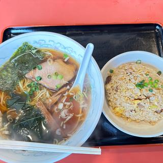 半ちゃんラーメン(上海菜館)
