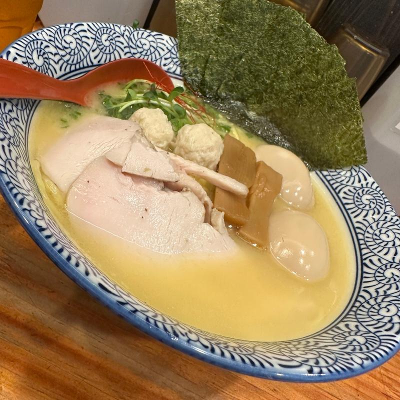 特製濃厚鶏塩らーめん(赤坂麺処 友)