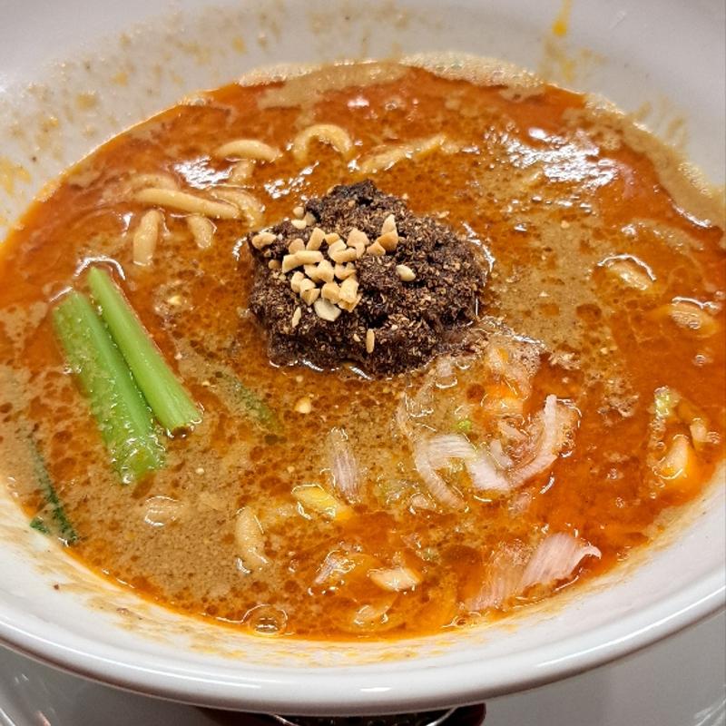 濃厚担々麺（細麺）(登竜門 )