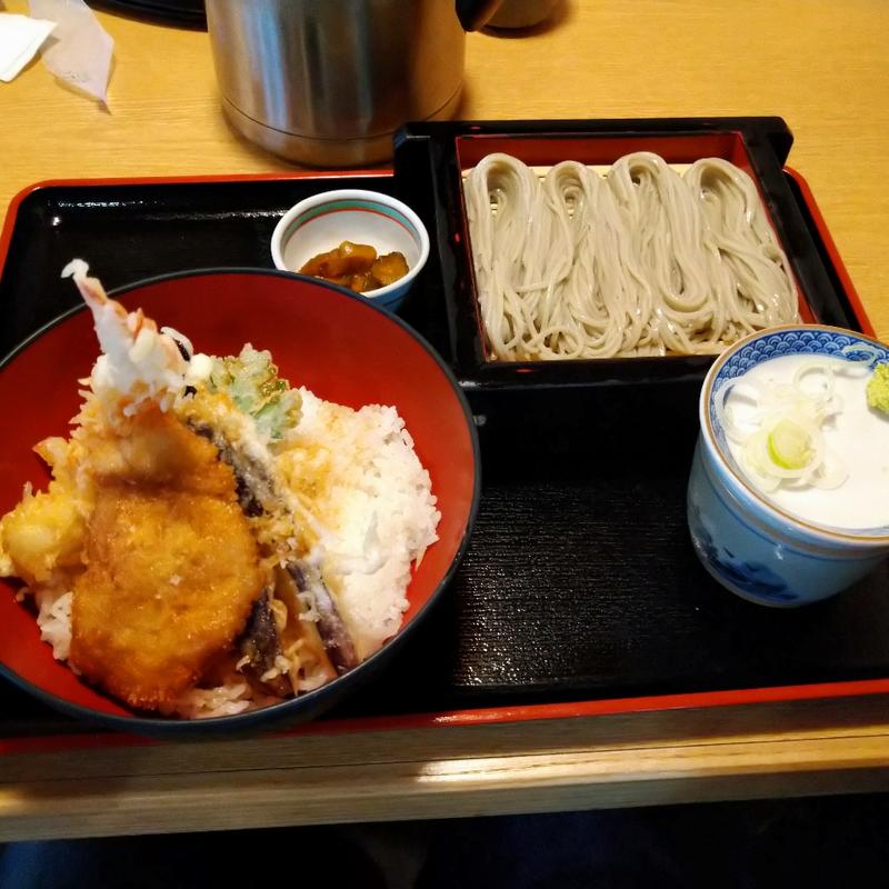 ミックス天丼へぎそばセット(こんごう庵 神保町店 （こんごうあん）)