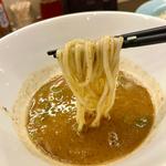 煮干しゴマ豚つけ麺（限定）(博多とんこつ 豚の足跡)