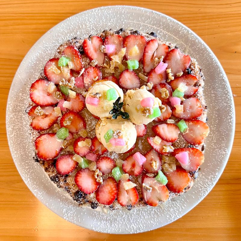 イチゴのデザートピザ 和風(大和ピザ)