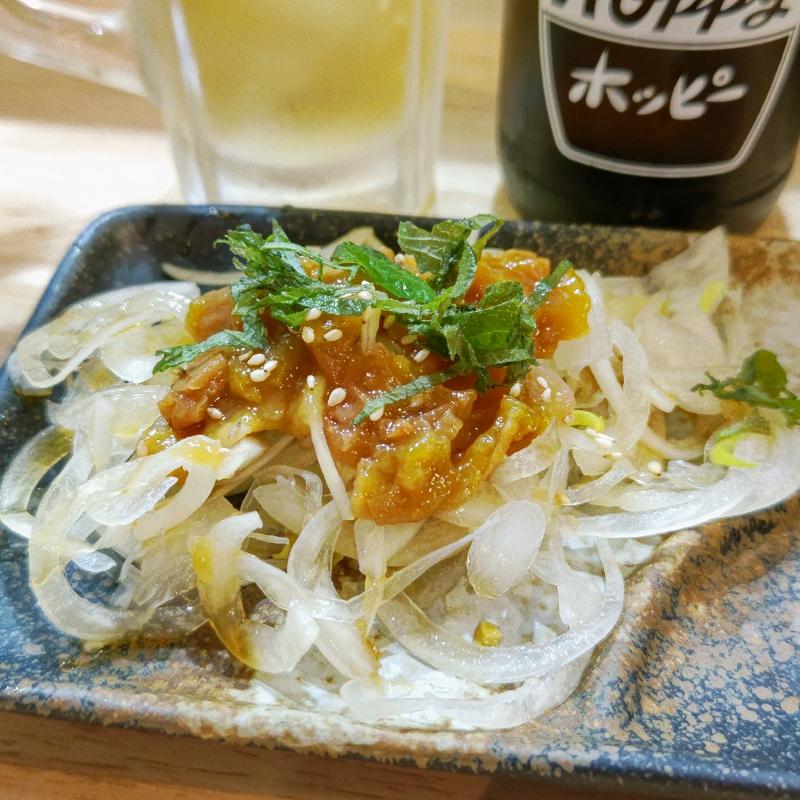 玉ねぎスライスの梅和え(とんぺい関内店)