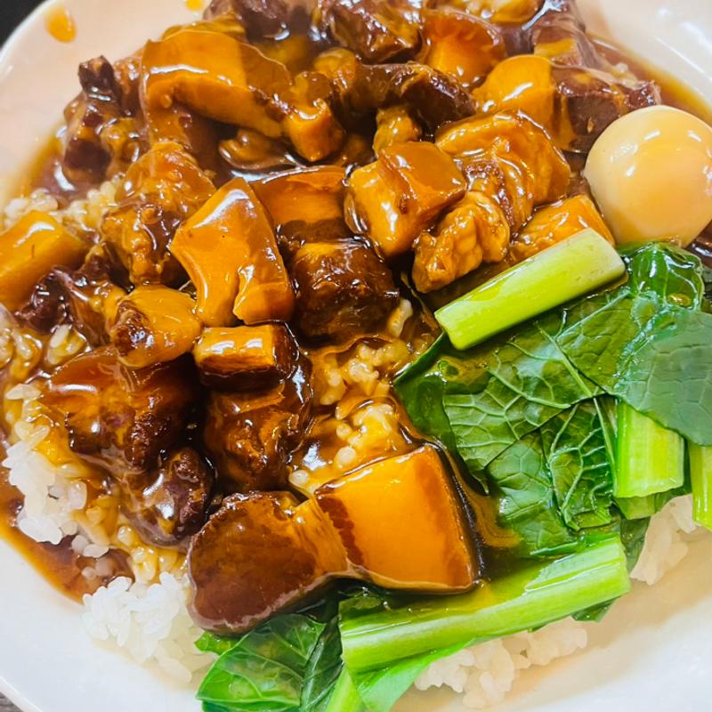 ルーローハン(楽食苑)