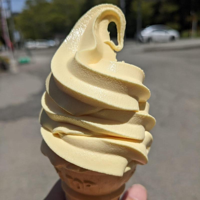 とうもろこしソフトクリーム(富士風穴)