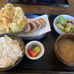 三崎マグロレアカツ&かき揚げ定食
