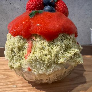 森の赤ずきんちゃん(氷屋ぴぃす )