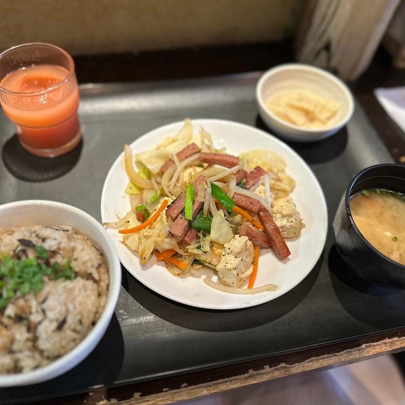 トウフチャンプルー定食(なんちち食堂)