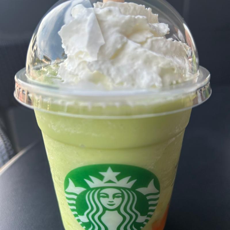 GOHOBI メロン フラペチーノ(スターバックスコーヒー くずは美咲店 （STARBUCKS COFFEE）)