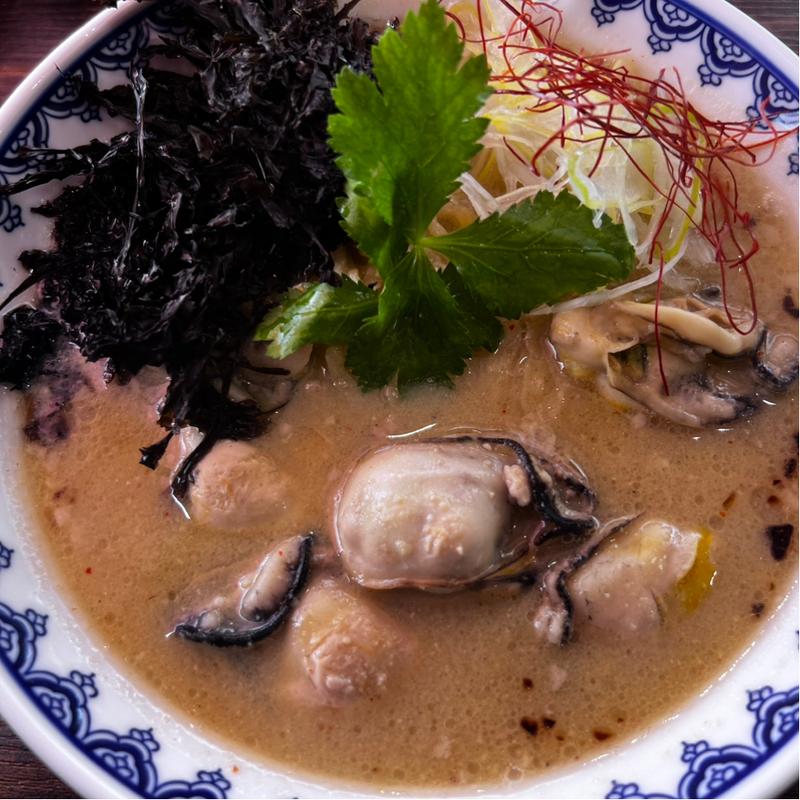 牡蠣の味噌らーめん(味噌ラーメン 雪ぐに)