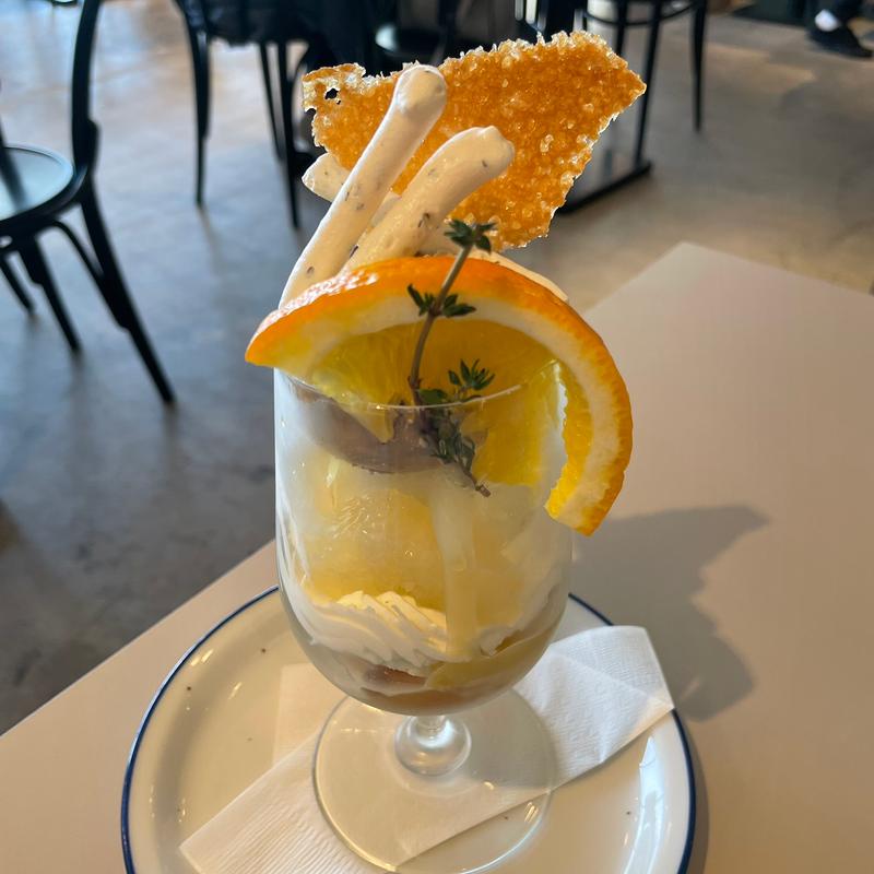 甘夏とアールグレイのパフェ(GARDEN HOUSE MINATOMIRAI ガーデンハウスみなとみらい)