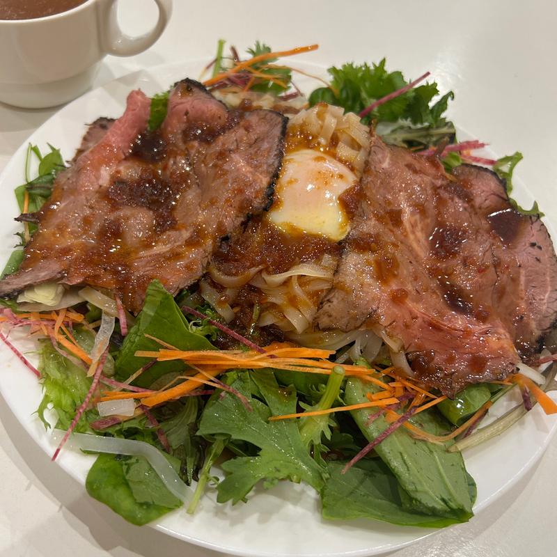 ローストビーフのフォー(フェリシア)