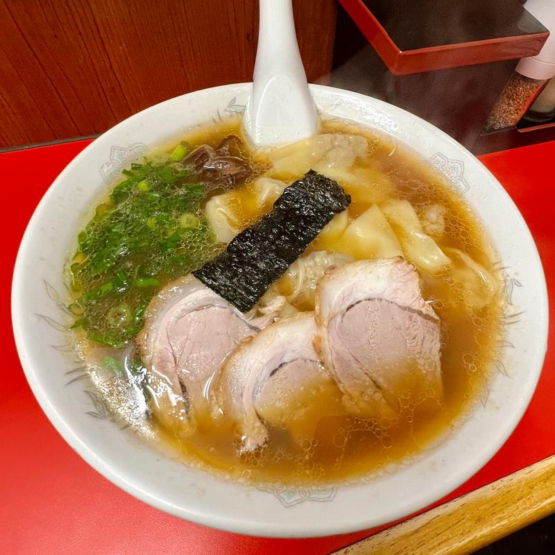 ワンタン麺(春陽軒 （（福岡市箱崎））)