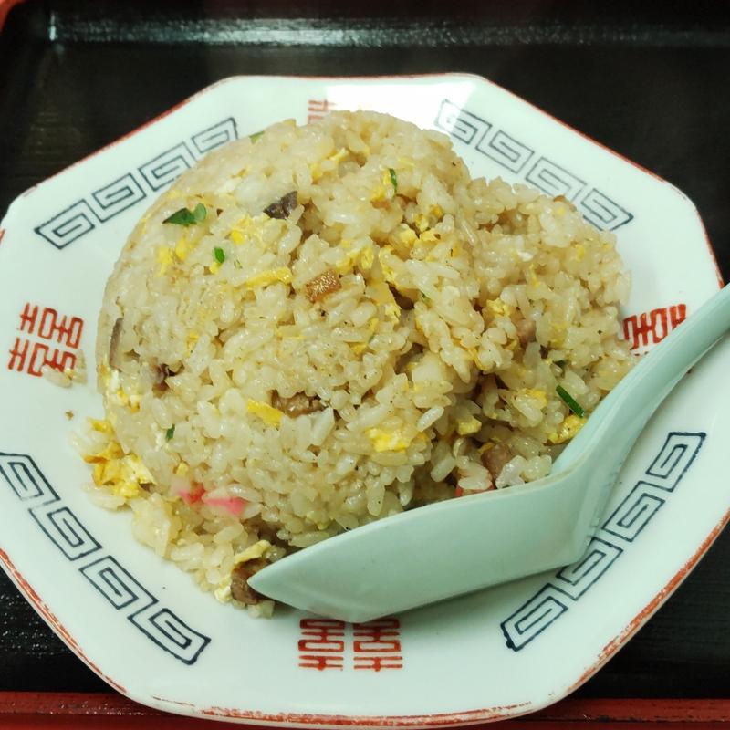 チャーハン(中華料理 新香苑)