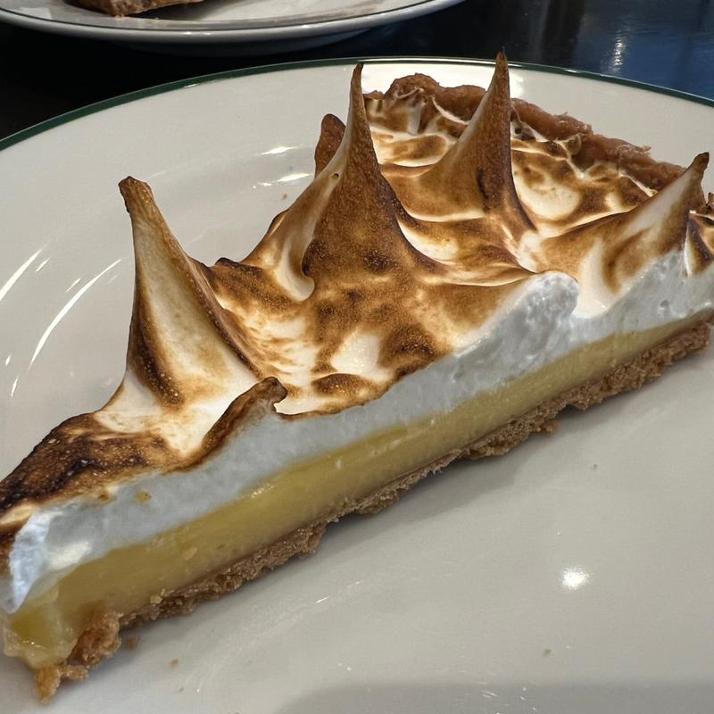 レモンのタルト(AUX BACCHANALES GINZA（オーバカナル 銀座）)