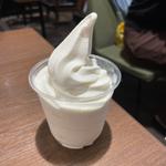 きんたろう牛乳ソフトクリーム(上島珈琲店 MARK IS みなとみらい店)