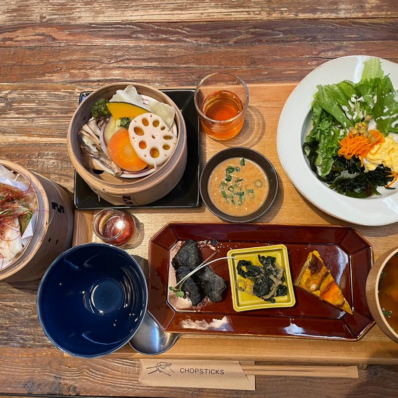 カラスガレイと桜香る蒸しごはん(カフェ アジャーラー 岐南店)