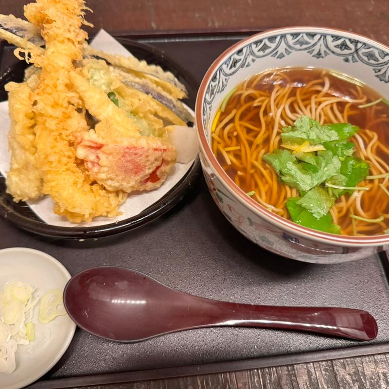 大海老と旬菜の野菜天ぷら(五大)