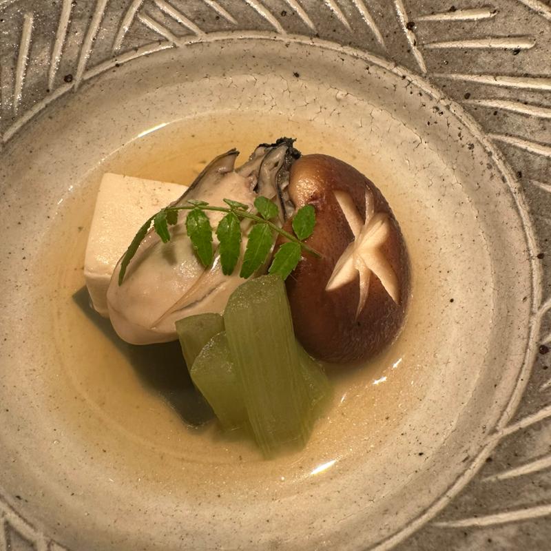 美人牡蠣の酒蒸し(ふくの緒)