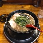 とんこつラーメン(無鉄砲 本店 （むてっぽう）)