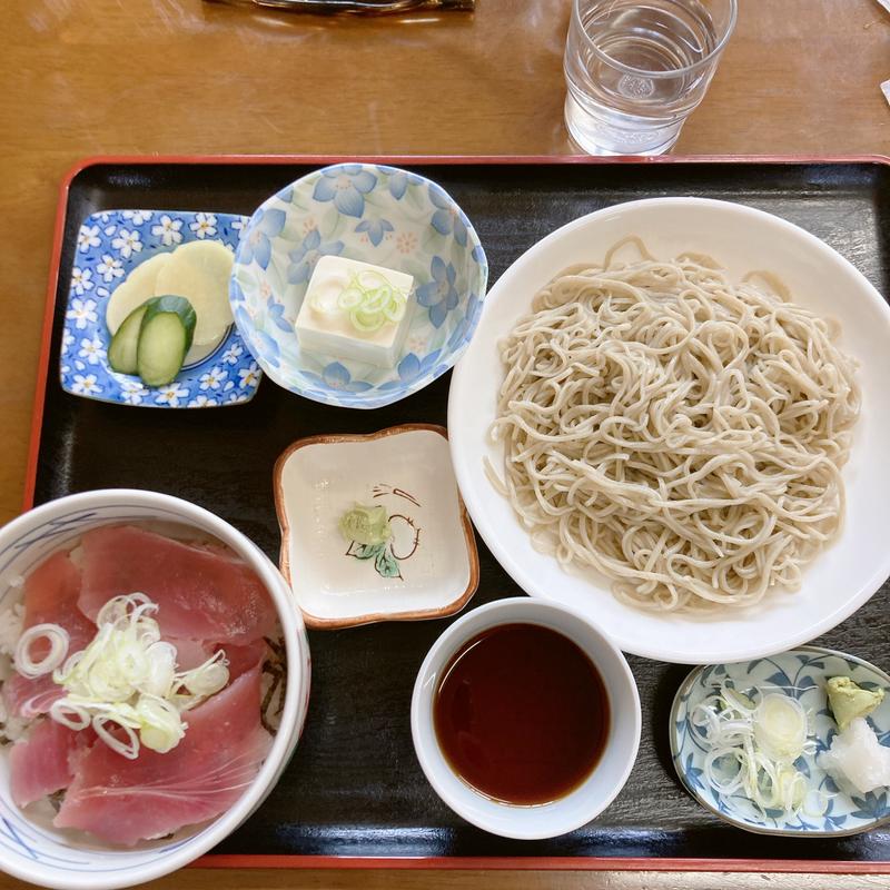 まぐろ丼セット(常陸秋そば 栃木屋)