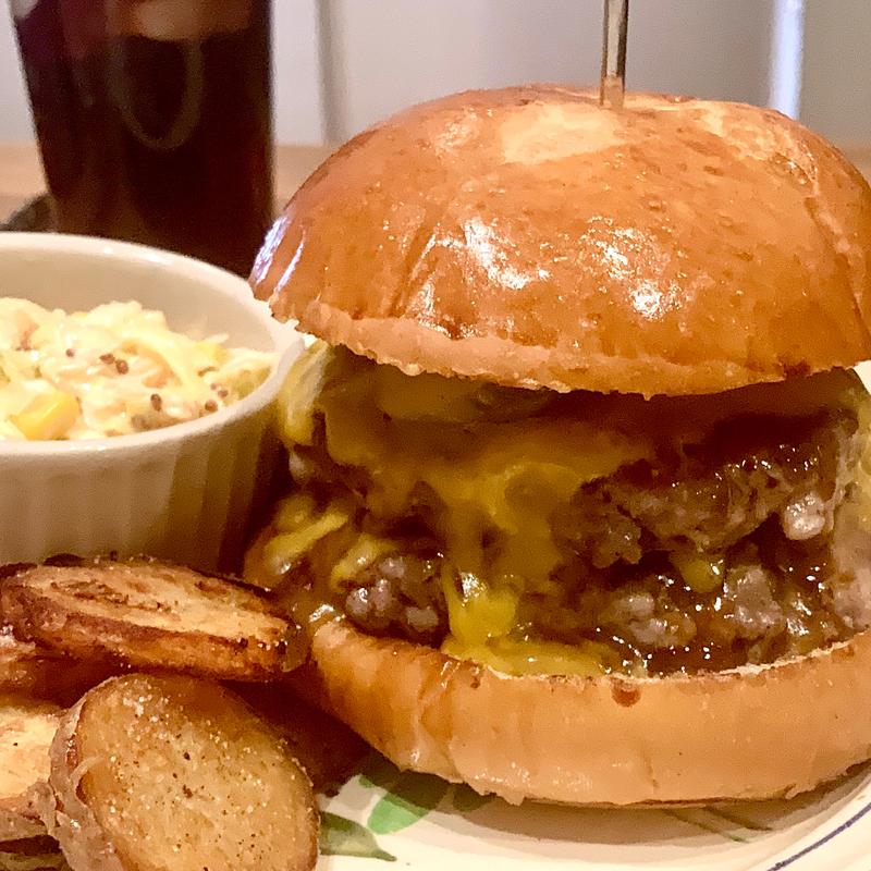 カミナリ・バーガー(Kaminari Burgers(カミナリバーガーズ))