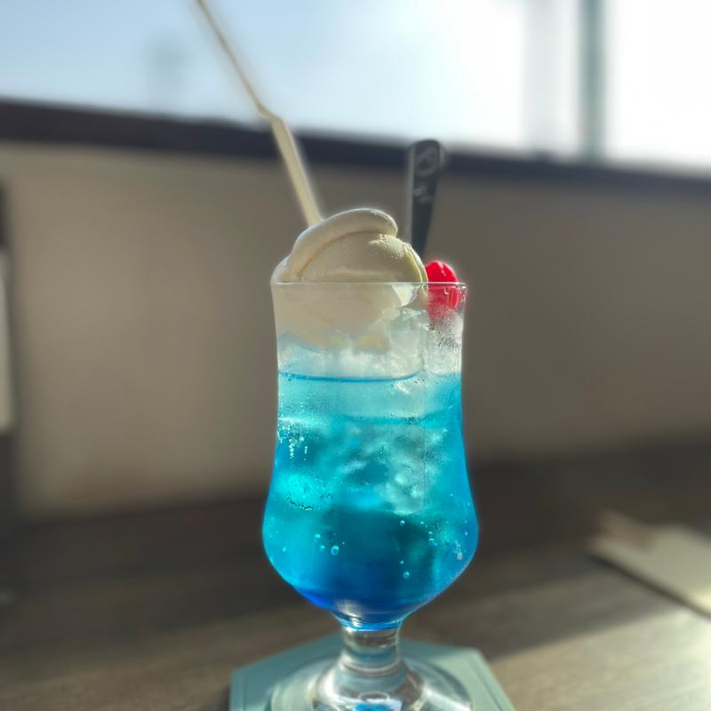 クリームソーダ(青空)(コトリカフェ)