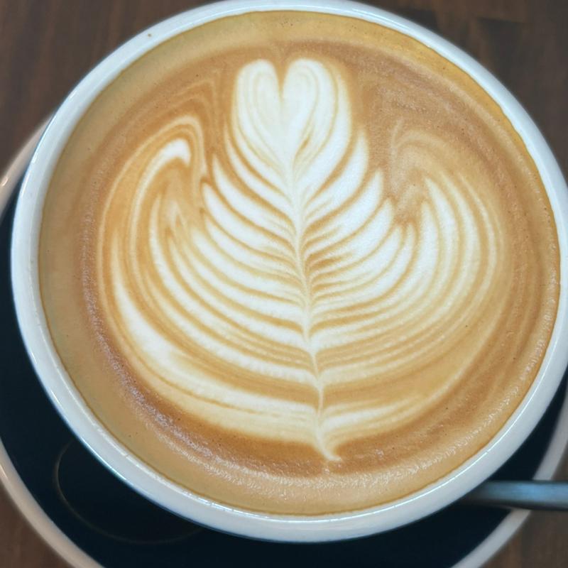 カフェラテ(トンツーコーヒースタジオ)