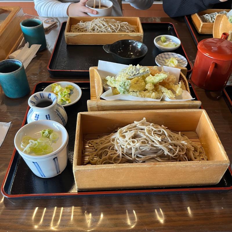 十割そば 大盛り＆野菜天ぷら盛合せ(十割そば 大善 )