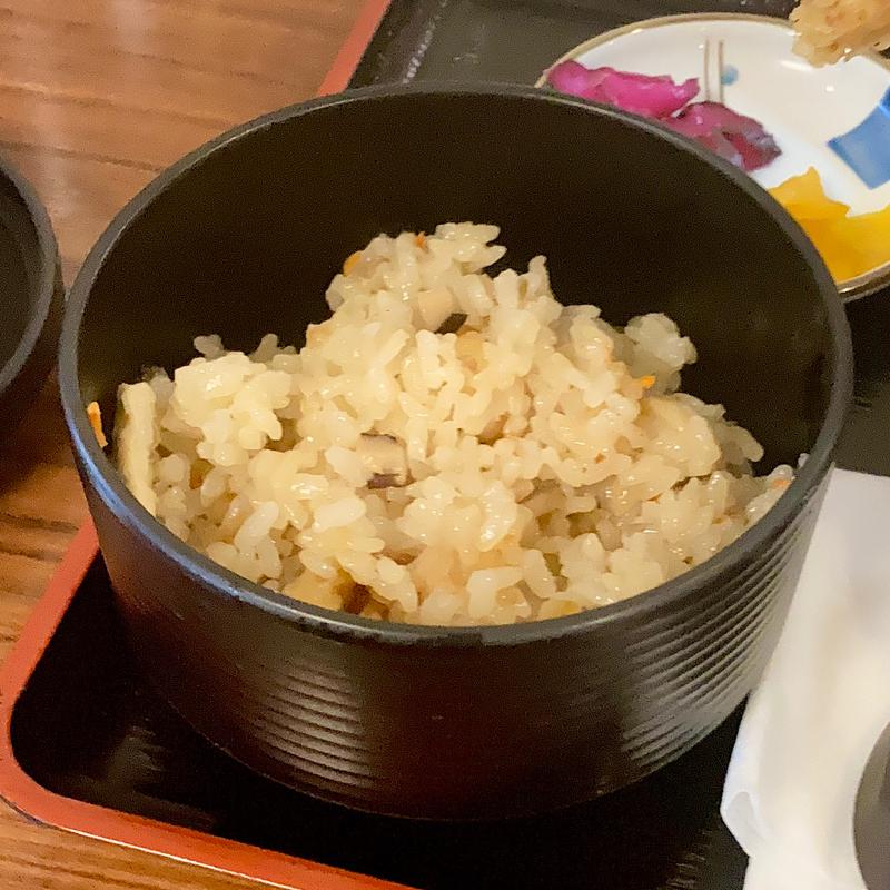 かやくご飯(うどん 蔵十 （くらじゅう）)