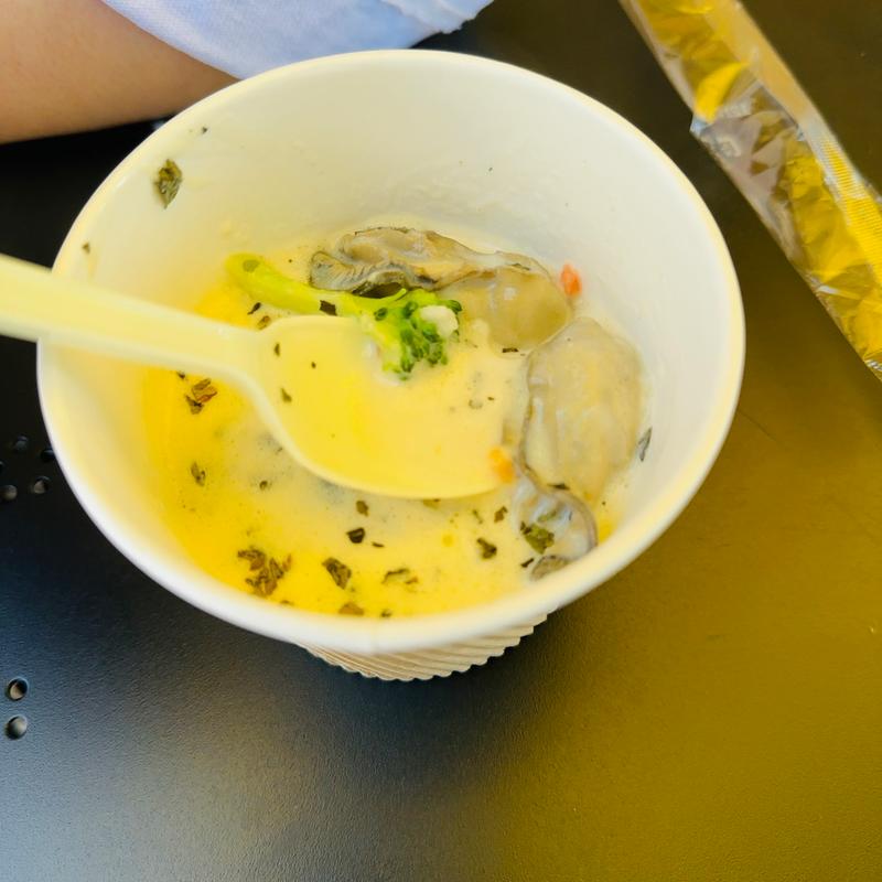 牡蠣クラムチャウダー(松島かき殻焼き げんぞう)