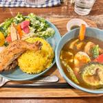 スープカレーとチキンコンフィセット