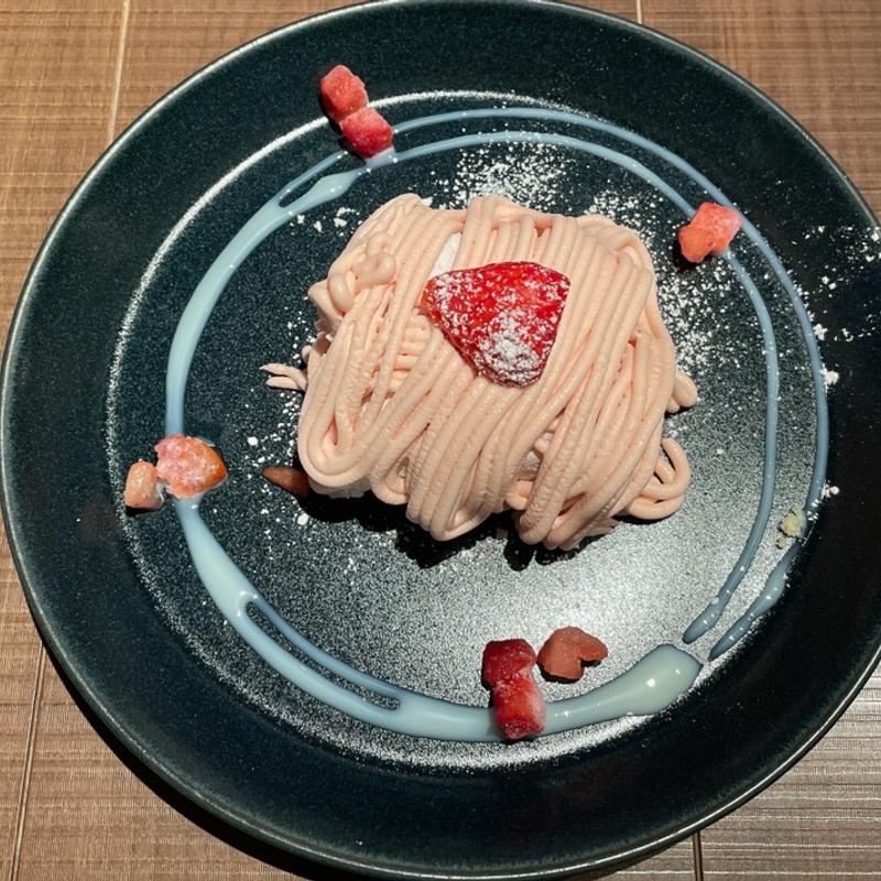 苺大福モンブラン(倉式珈琲店 尼崎上ノ島店)