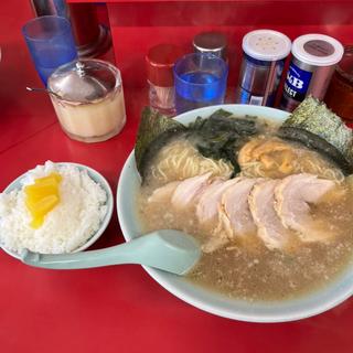 チャーシュー麺　半ライス(ラーメンショップ 境店 )