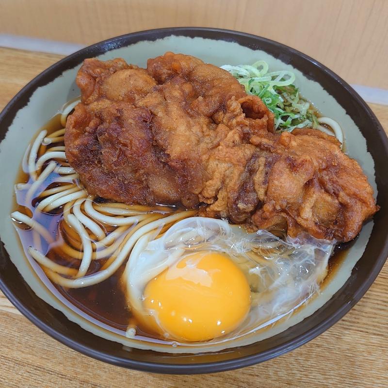 唐揚げそば＋生卵(弥生軒 )