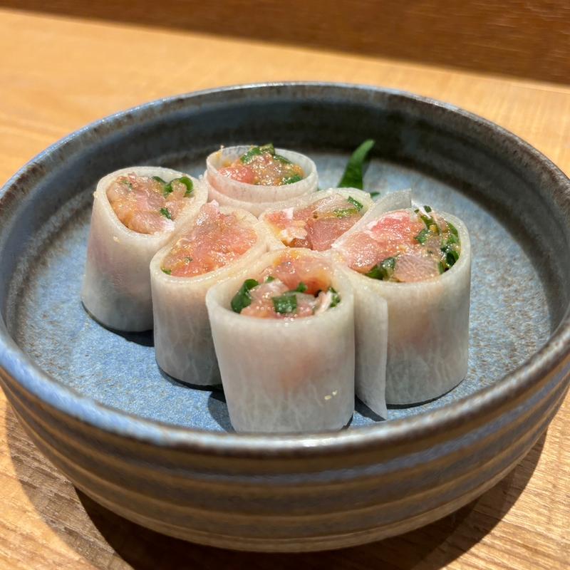 大根で包んだ天然本マグロのなめろう(tsugumi)