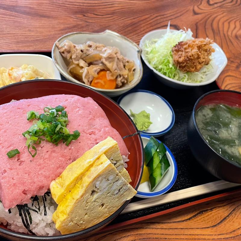 ねぎとろ丼(田吾作)