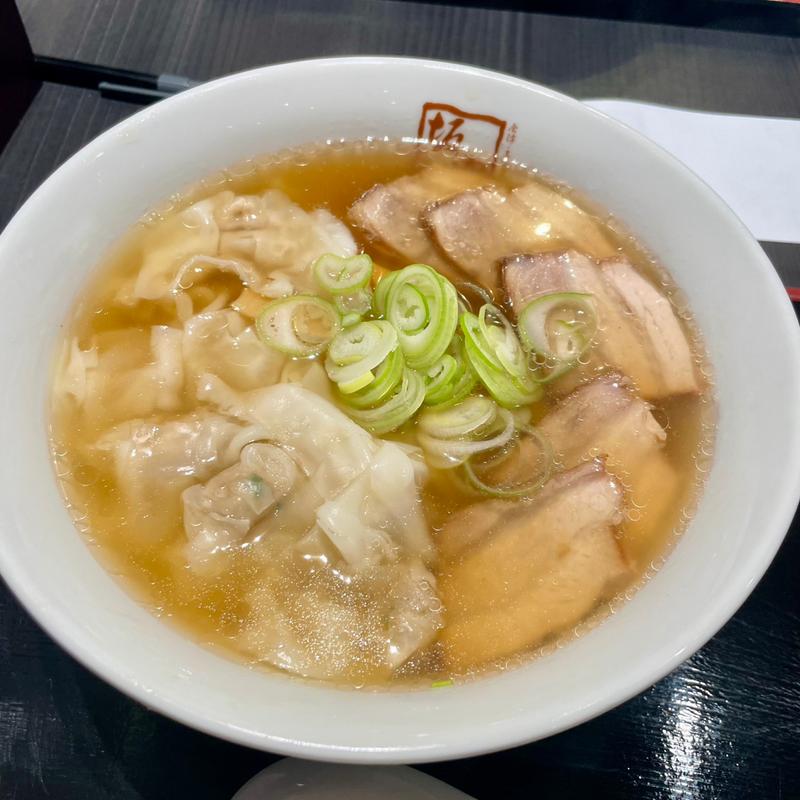 ワンタンメン(喜多方ラーメン 坂内 天神大名店)